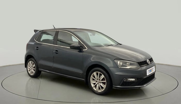 2017 Volkswagen Polo HIGHLINE1.2L, Petrol, Manual, 84,315 km, Right Front Diagonal