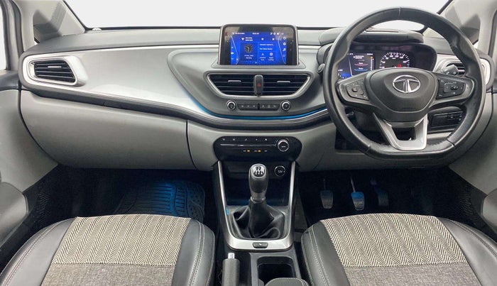 2020 Tata ALTROZ XZ PETROL, Petrol, Manual, 17,961 km, Dashboard