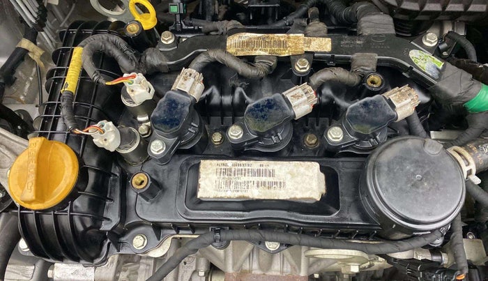 2020 Tata ALTROZ XZ PETROL, Petrol, Manual, 17,961 km, Open Bonet