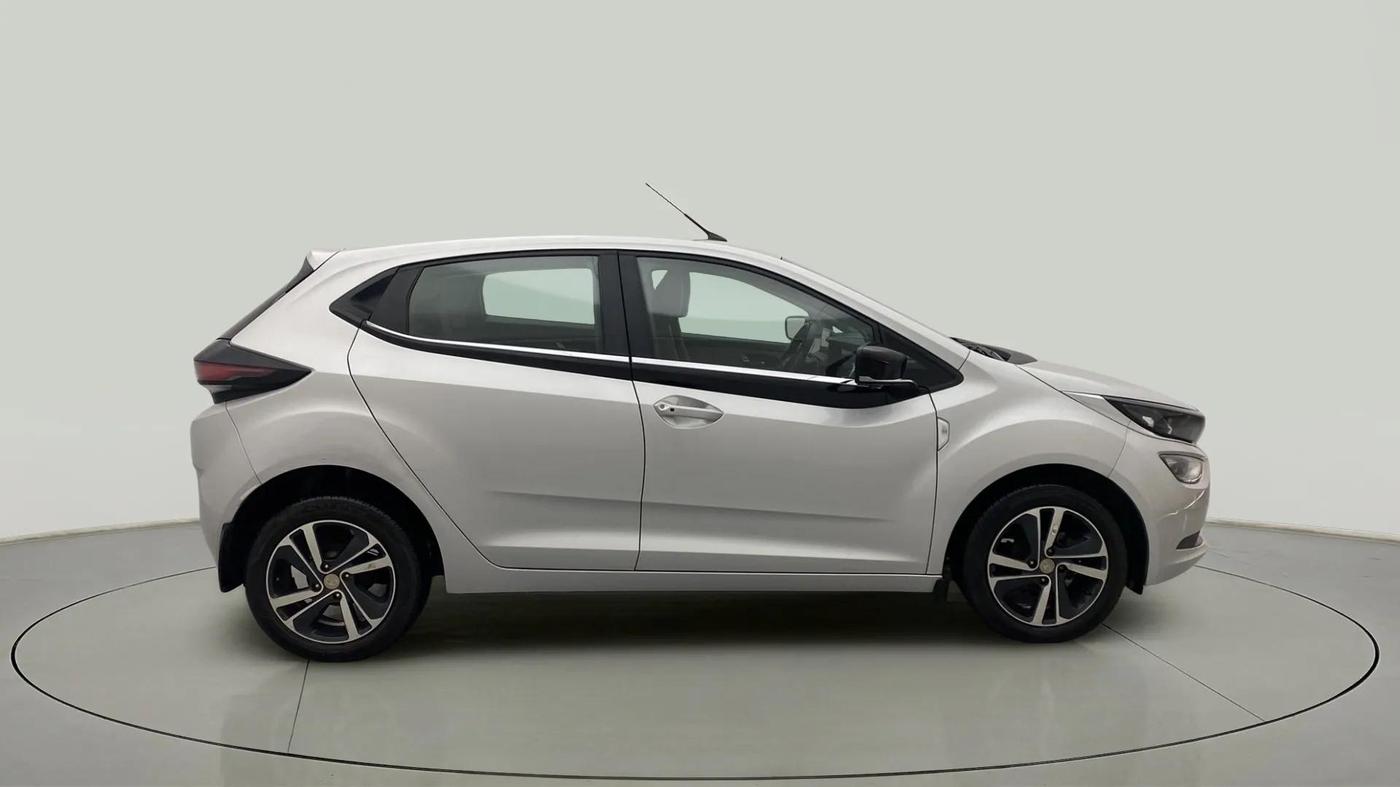 2020 Tata ALTROZ XZ PETROL, Petrol, Manual, 17,961 km, Right Side View