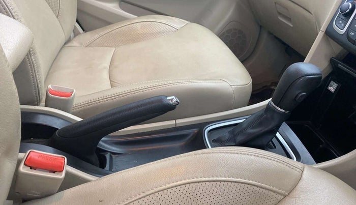 2019 Maruti Ciaz ALPHA  AT 1.5 SHVS PETROL, Petrol, Automatic, 26,502 km, Gear Lever