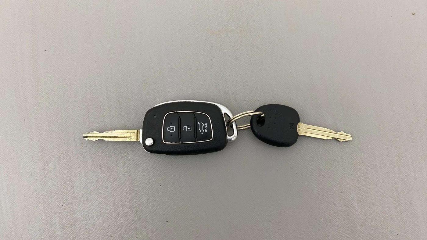 2021 Hyundai NEW I20 MAGNA 1.2 MT, Petrol, Manual, 62,760 km, Key Close Up