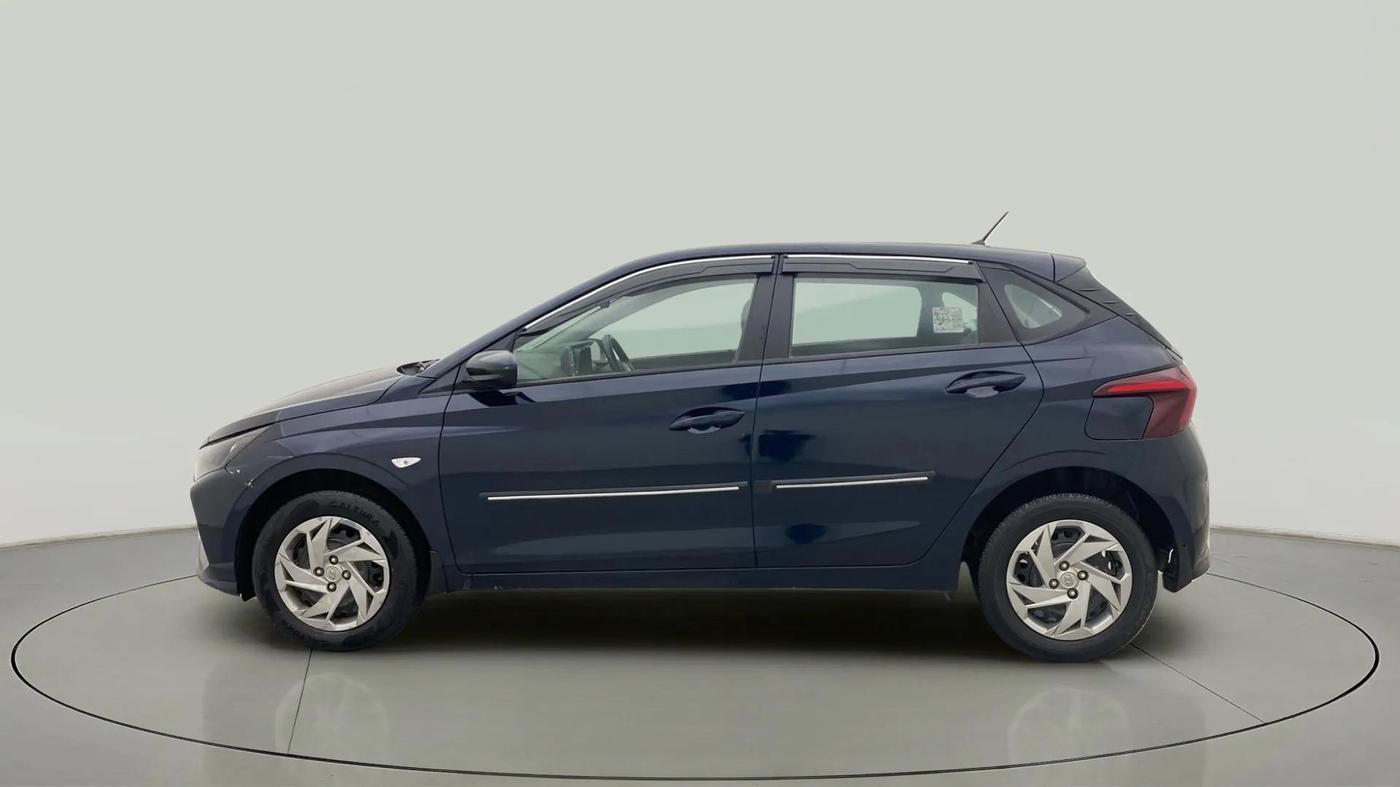 2021 Hyundai NEW I20 MAGNA 1.2 MT, Petrol, Manual, 62,760 km, Left Side