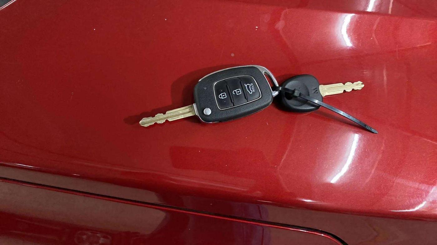 2019 Hyundai Elite i20 MAGNA PLUS 1.2, Petrol, Manual, 83,597 km, Key Close Up