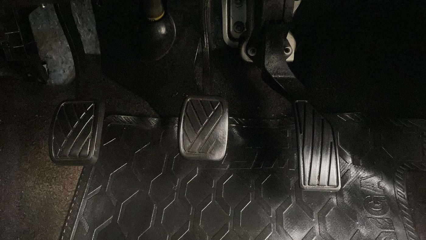 2016 Maruti Swift VDI ABS, Diesel, Manual, 57,737 km, Pedals