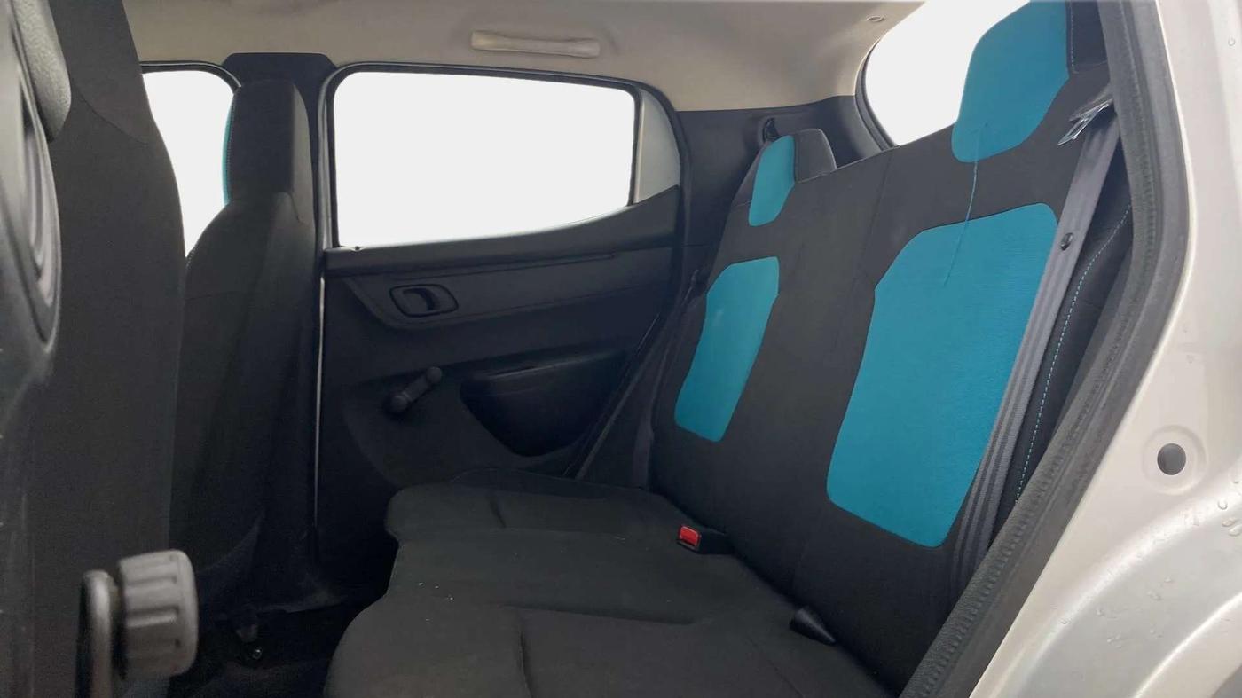 2020 Renault Kwid NEOTECH RXL 1.0 MT, Petrol, Manual, 32,246 km, Right Side Rear Door Cabin