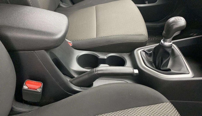 2017 Hyundai Creta E PLUS 1.6 PETROL, Petrol, Manual, 38,008 km, Gear Lever