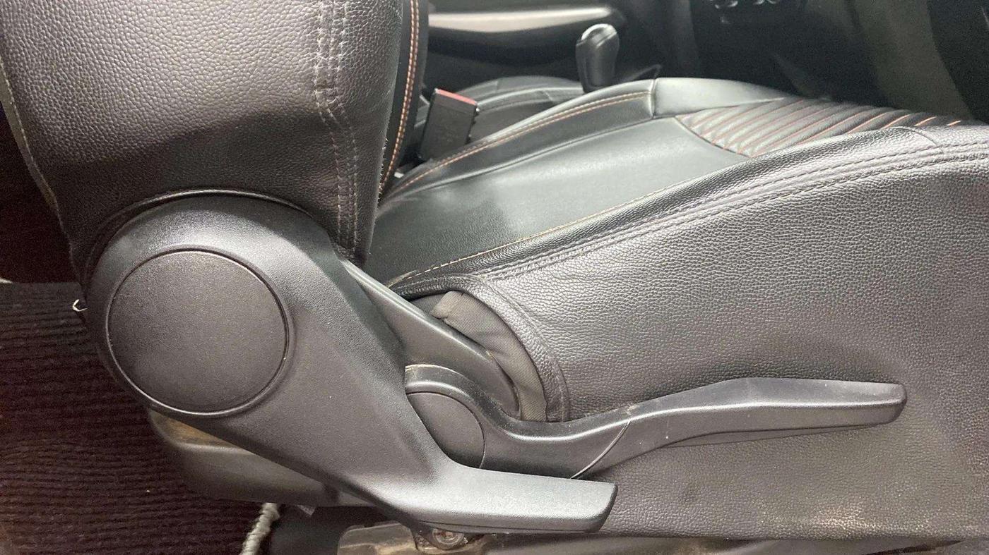 2021 Maruti Swift ZXI, Petrol, Manual, 51,599 km, Driver Side Adjustment Panel