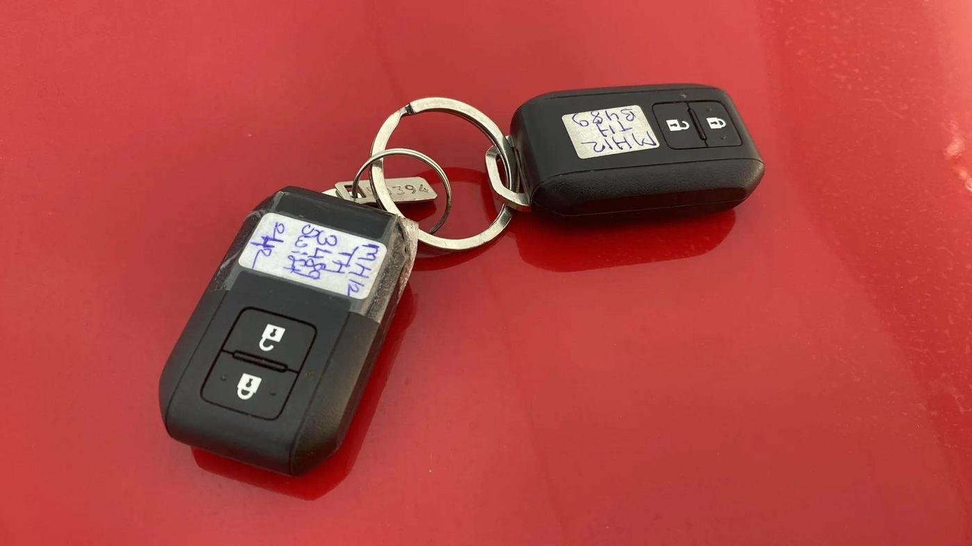 2021 Maruti Swift ZXI, Petrol, Manual, 51,599 km, Key Close Up