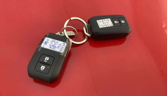 2021 Maruti Swift ZXI, Petrol, Manual, 51,599 km, Key Close Up