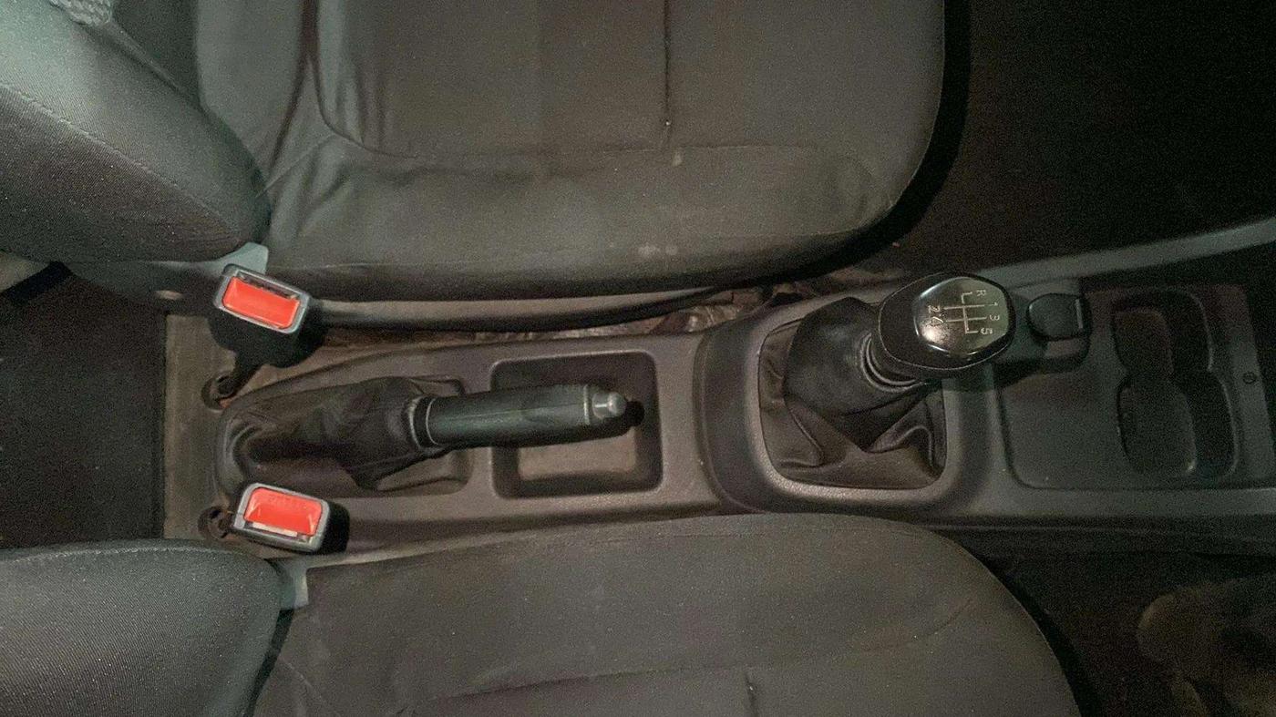 2016 Renault Kwid RXT 0.8, Petrol, Manual, 45,462 km, Gear Lever