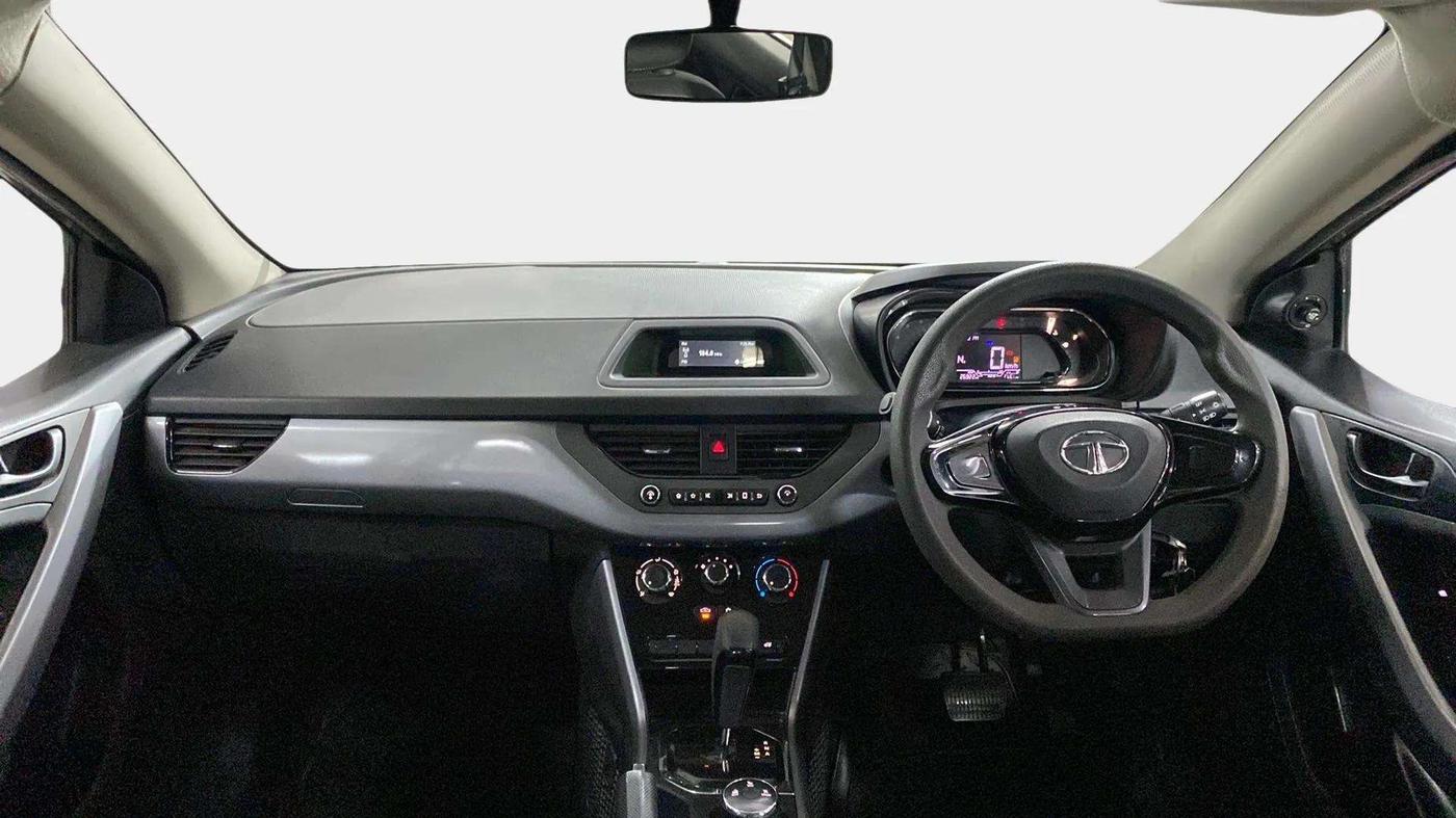 2022 Tata NEXON XMA PETROL, Petrol, Automatic, 26,952 km, Dashboard