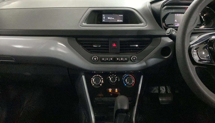 2022 Tata NEXON XMA PETROL, Petrol, Automatic, 26,952 km, Air Conditioner