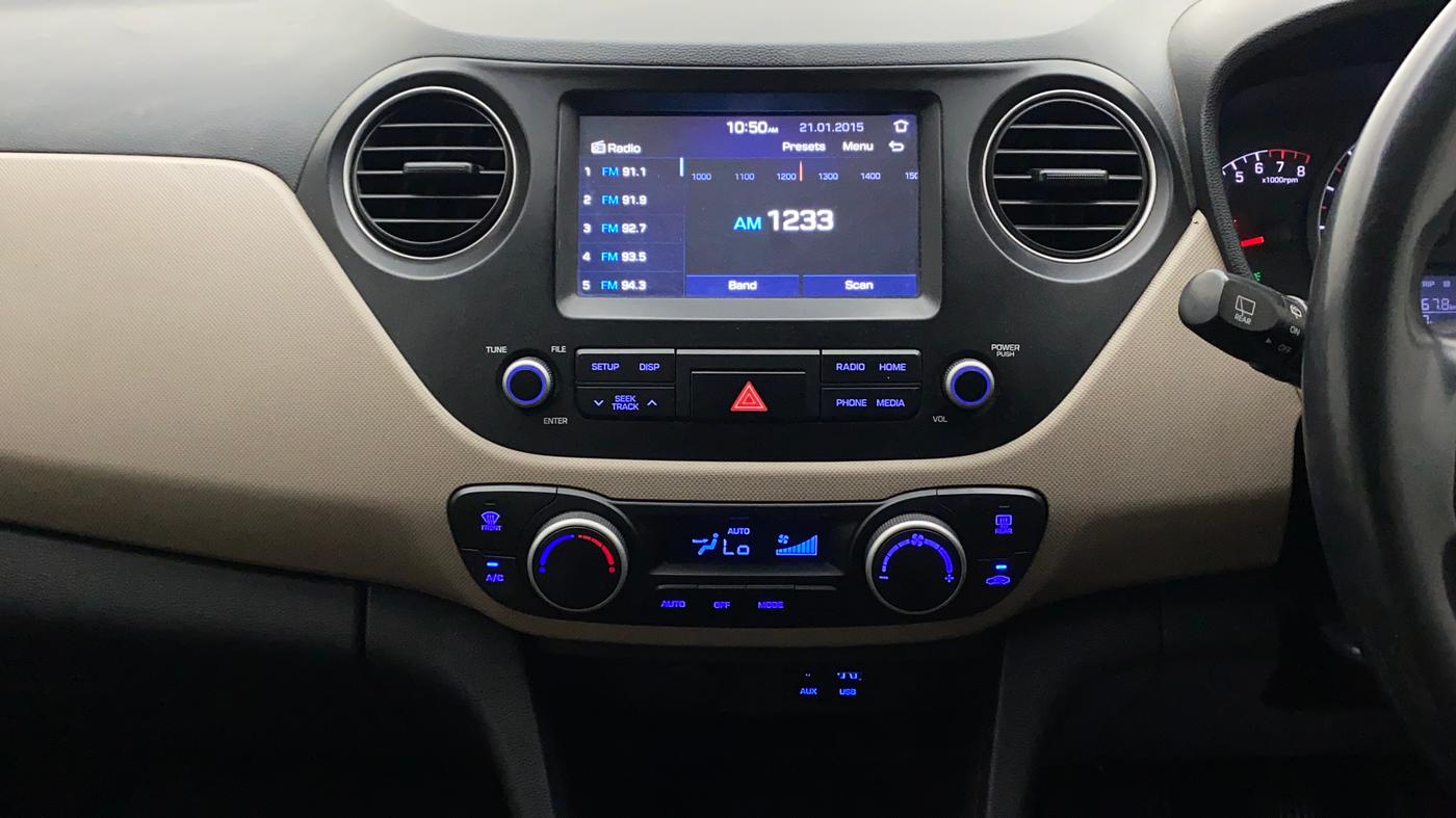 2017 Hyundai Grand i10 ASTA 1.2 KAPPA VTVT, Petrol, Manual, 61,725 km, Air Conditioner