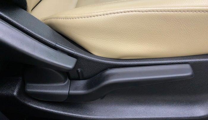 2021 Honda City 1.5L I-VTEC ZX CVT, Petrol, Automatic, 25,171 km, Driver Side Adjustment Panel