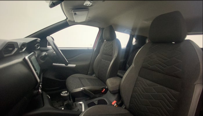 2022 Nissan MAGNITE XV PREMIUM TURBO (O), Petrol, Manual, 29,843 km, Right Side Front Door Cabin