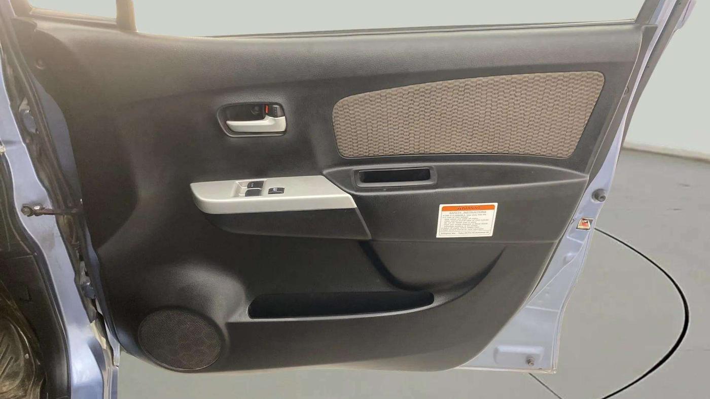 2014 Maruti Wagon R 1.0 LXI CNG, CNG, Manual, 59,021 km, Driver Side Door Panels Control