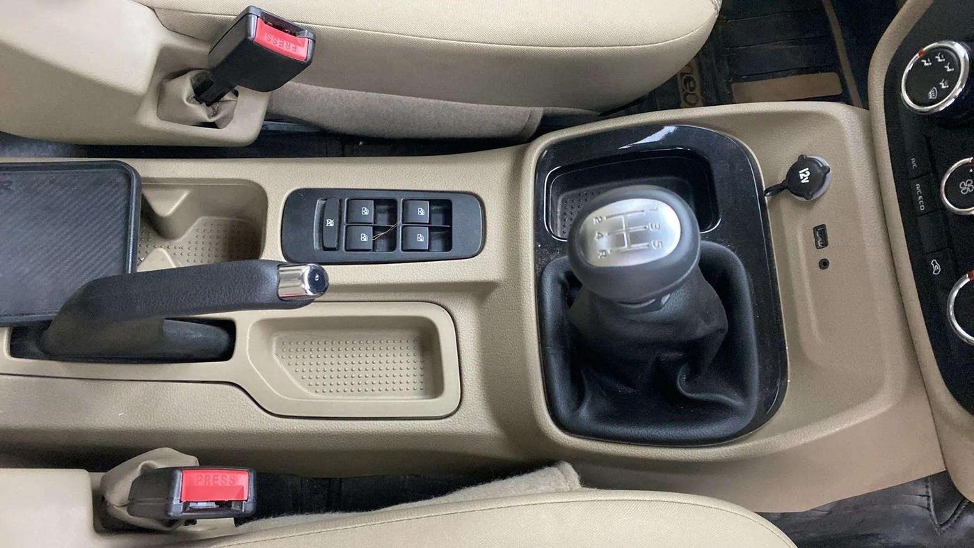 2023 Mahindra BOLERO NEO N10 R, Diesel, Manual, 31,848 km, Gear Lever