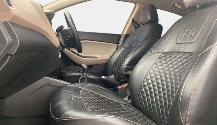 2018 Hyundai Elite i20 ASTA 1.2, Petrol, Manual, 63,512 km, Right Side Front Door Cabin