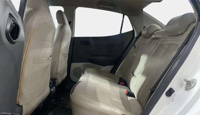 2022 Hyundai AURA S 1.2 CNG, CNG, Manual, 23,346 km, Right Side Rear Door Cabin