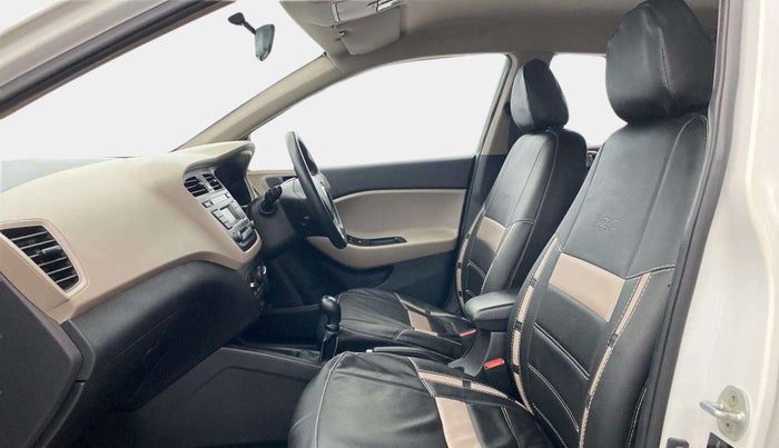 2015 Hyundai Elite i20 MAGNA 1.2, Petrol, Manual, 58,278 km, Right Side Front Door Cabin