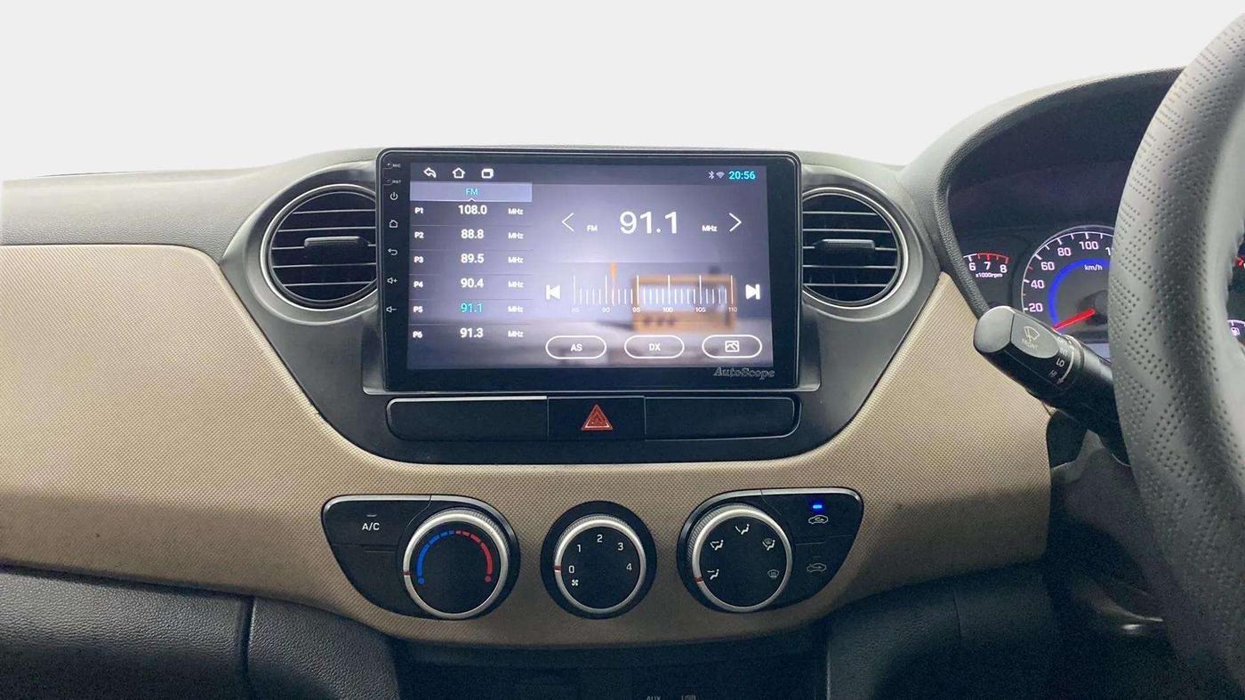 2015 Hyundai Grand i10 SPORTZ 1.2 KAPPA VTVT, Petrol, Manual, 98,625 km, Odometer Image