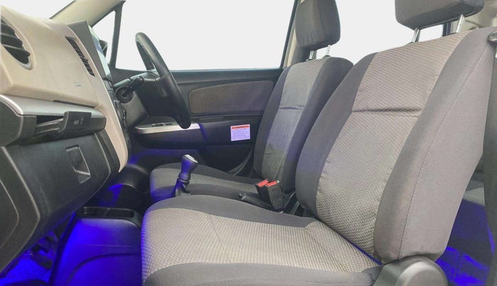 2013 Maruti Wagon R 1.0 LXI CNG, CNG, Manual, 98,532 km, Right Side Front Door Cabin