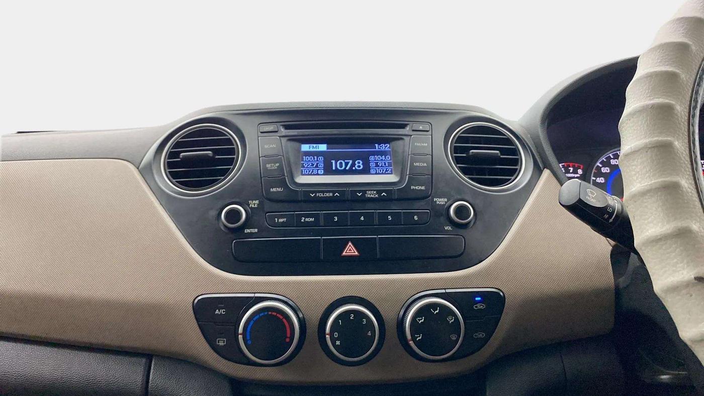 2015 Hyundai Grand i10 SPORTZ 1.2 KAPPA VTVT, Petrol, Manual, 59,105 km, Air Conditioner