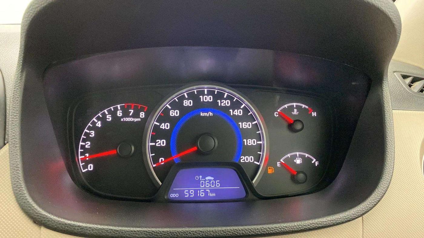2015 Hyundai Grand i10 SPORTZ 1.2 KAPPA VTVT, Petrol, Manual, 59,105 km, Odometer Image