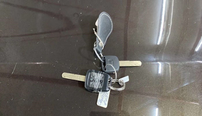 2019 Honda Amaze 1.2L I-VTEC S CVT, Petrol, Automatic, 34,195 km, Key Close Up
