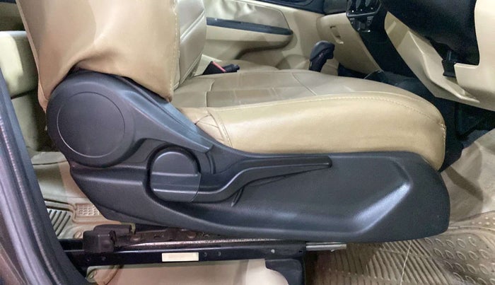 2019 Honda Amaze 1.2L I-VTEC S CVT, Petrol, Automatic, 34,195 km, Driver Side Adjustment Panel