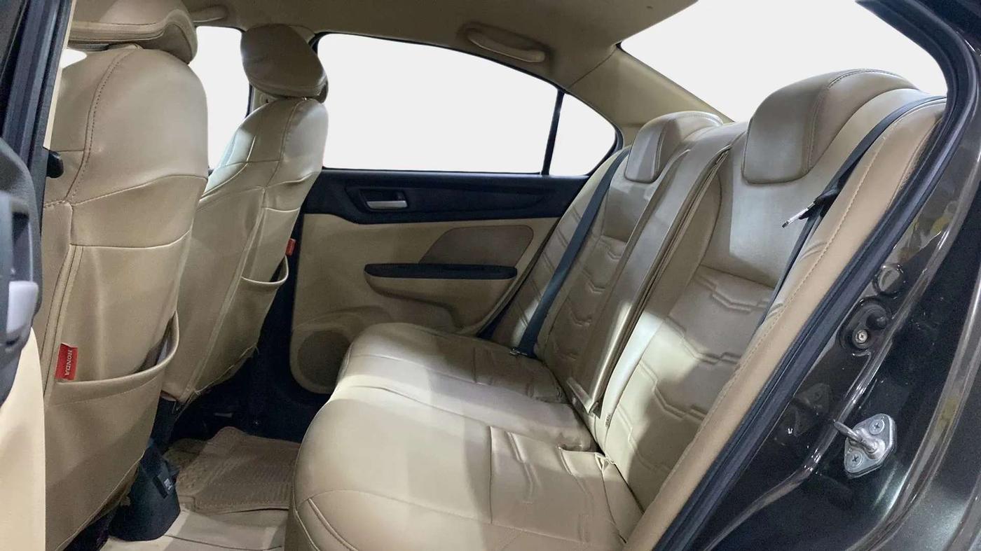 2019 Honda Amaze 1.2L I-VTEC S CVT, Petrol, Automatic, 34,195 km, Right Side Rear Door Cabin