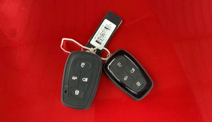 2020 Tata ALTROZ XT PETROL, Petrol, Manual, 48,157 km, Key Close Up