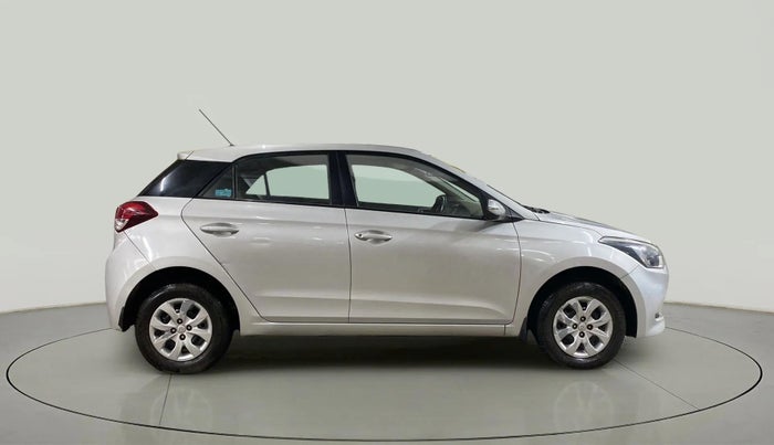 2017 Hyundai Elite i20 SPORTZ 1.2, Petrol, Manual, 39,845 km, Right Side View