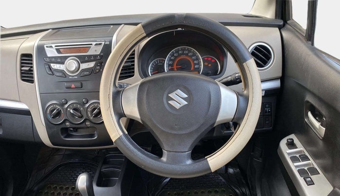 2016 Maruti Wagon R 1.0 VXI AMT, Petrol, Automatic, 21,139 km, Steering Wheel Close Up