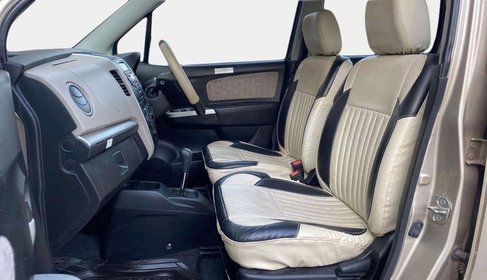 2016 Maruti Wagon R 1.0 VXI AMT, Petrol, Automatic, 21,139 km, Right Side Front Door Cabin