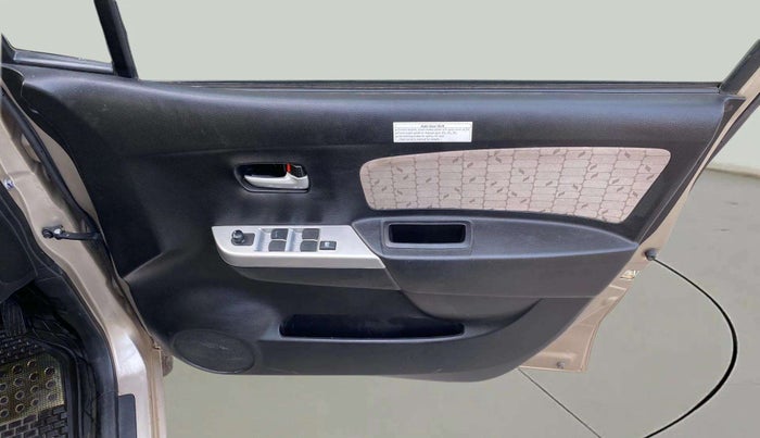 2016 Maruti Wagon R 1.0 VXI AMT, Petrol, Automatic, 21,139 km, Driver Side Door Panels Control
