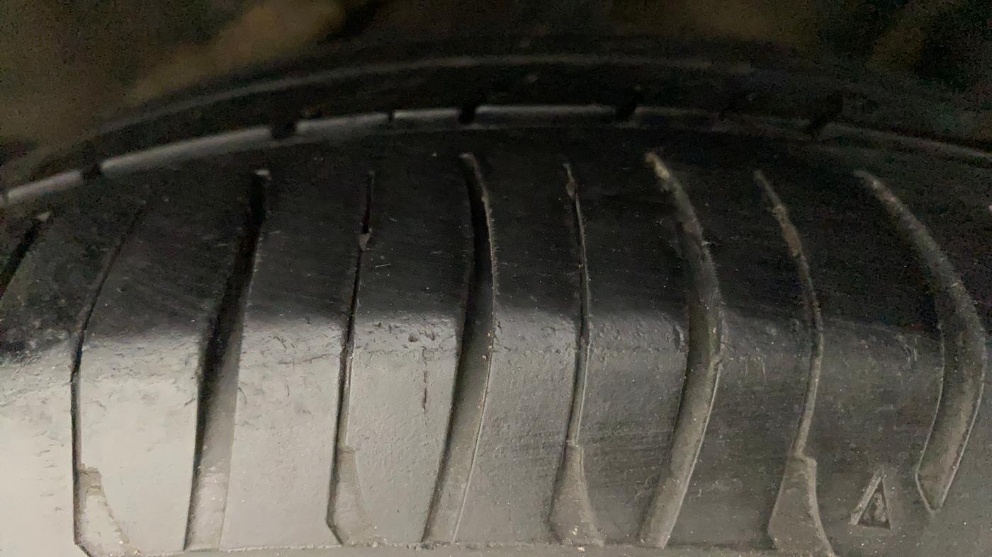 2015 Honda Amaze 1.2L I-VTEC VX, Petrol, Manual, 91,277 km, Left Rear Tyre Tread