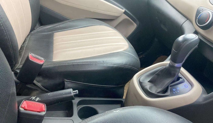 2017 Hyundai Grand i10 MAGNA AT 1.2 KAPPA VTVT, Petrol, Automatic, 65,270 km, Gear Lever