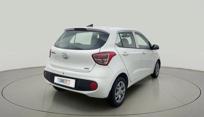 2017 Hyundai Grand i10 MAGNA AT 1.2 KAPPA VTVT, Petrol, Automatic, 65,270 km, Right Back Diagonal