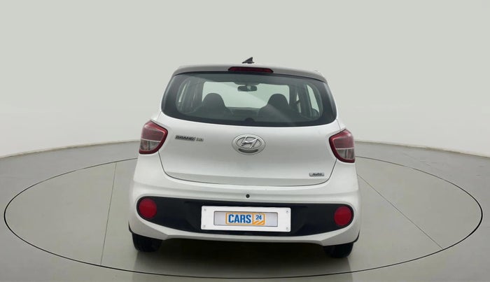 2017 Hyundai Grand i10 MAGNA AT 1.2 KAPPA VTVT, Petrol, Automatic, 65,270 km, Back/Rear