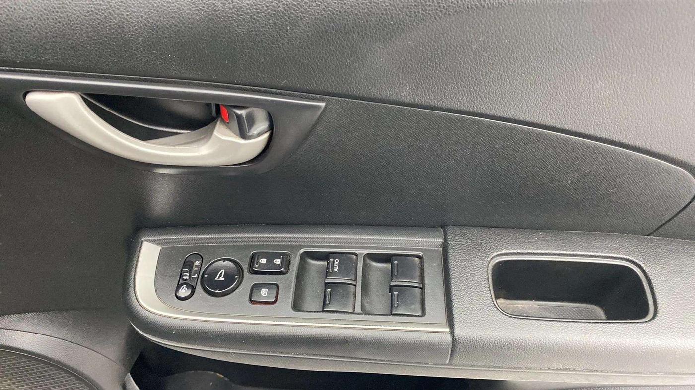 2016 Honda BR-V 1.5L I-VTEC V CVT, Petrol, Automatic, 91,278 km, Driver Side Door Panels Control