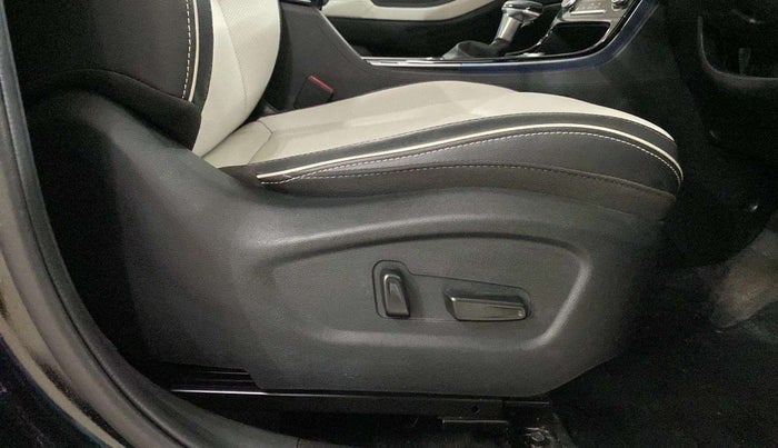 2023 Hyundai Creta SX (O) IVT 1.5 PETROL, Petrol, Automatic, 7,036 km, Driver Side Adjustment Panel