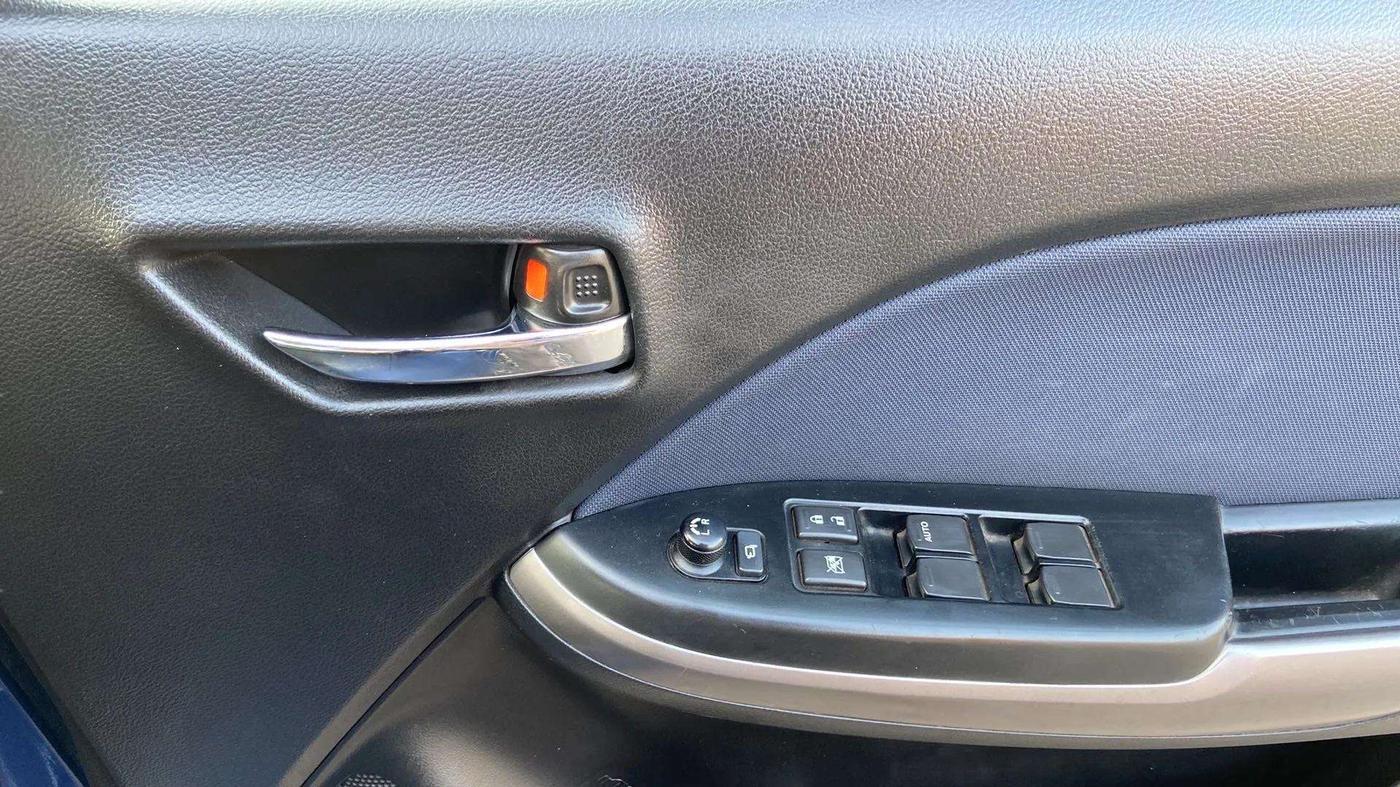 2021 Maruti Baleno ZETA PETROL 1.2, Petrol, Manual, 28,754 km, Driver Side Door Panels Control