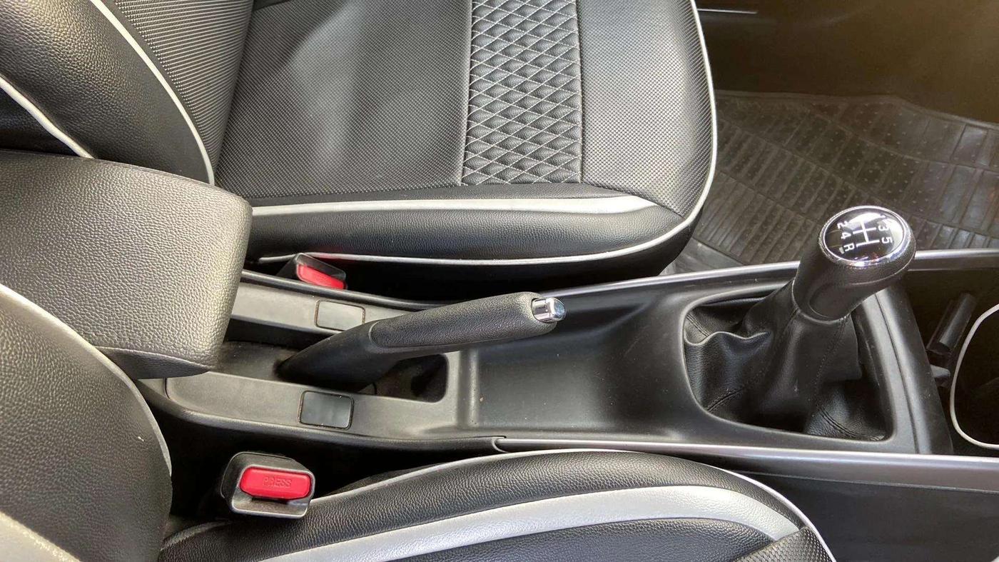 2021 Maruti Baleno ZETA PETROL 1.2, Petrol, Manual, 28,754 km, Gear Lever