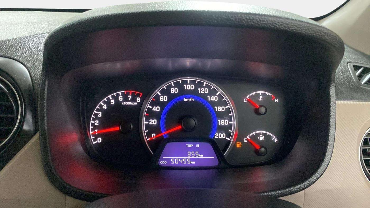 2015 Hyundai Grand i10 SPORTZ 1.2 KAPPA VTVT, Petrol, Manual, 50,488 km, Odometer Image