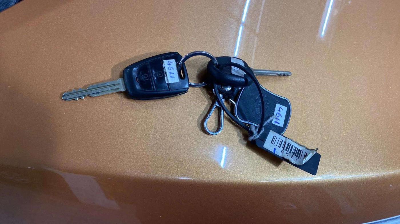 2015 Hyundai Grand i10 SPORTZ 1.2 KAPPA VTVT, Petrol, Manual, 50,488 km, Key Close Up