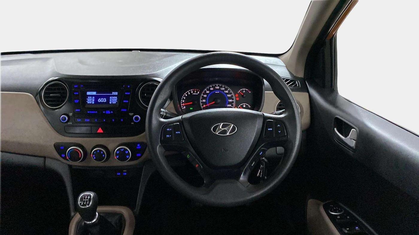 2015 Hyundai Grand i10 SPORTZ 1.2 KAPPA VTVT, Petrol, Manual, 50,488 km, Steering Wheel Close Up