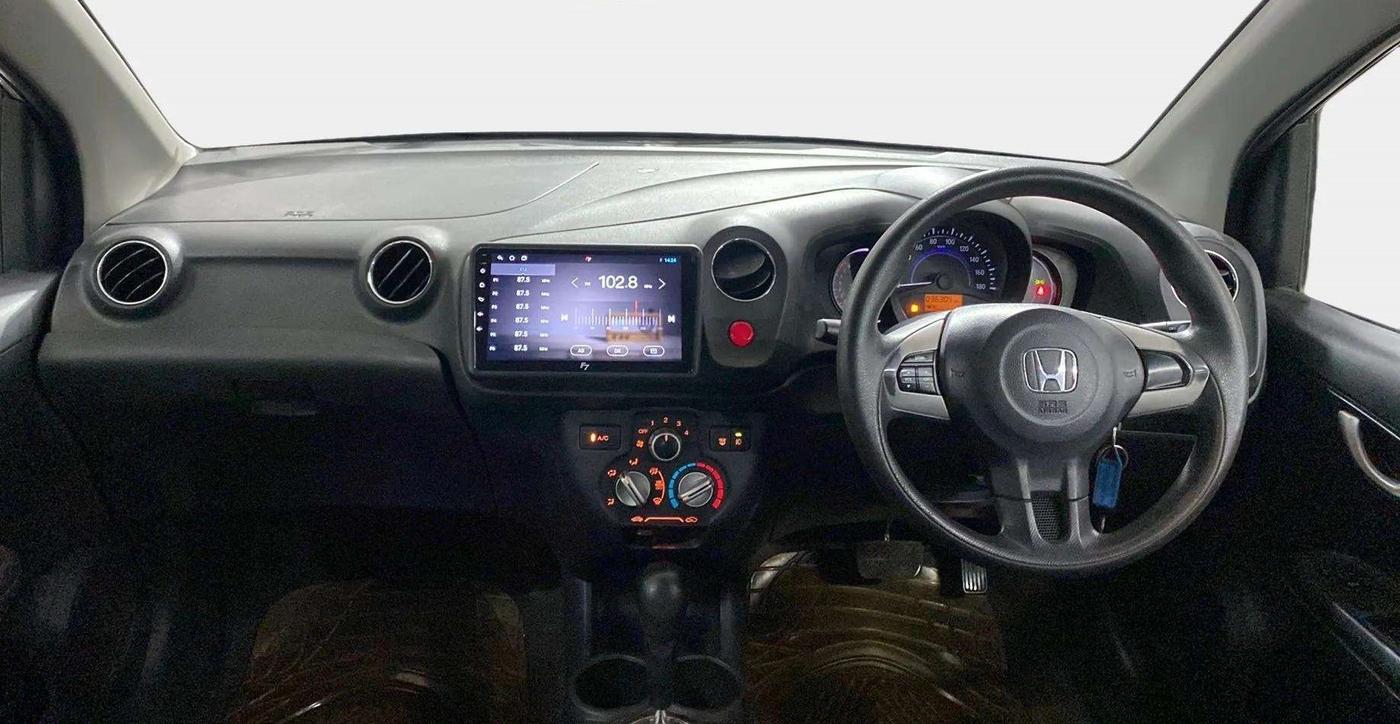 2015 Honda Brio VX AT, Petrol, Automatic, 36,396 km, Dashboard