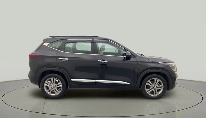 2020 KIA SELTOS HTX 1.5 PETROL, Petrol, Manual, 39,429 km, Right Side View